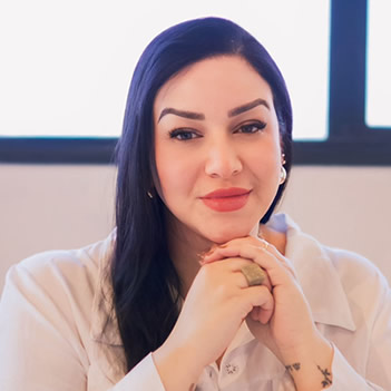 Mariana Vitor Mariana Vitor