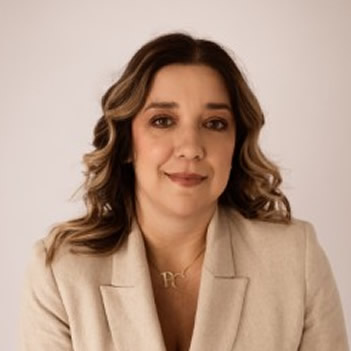 Patrícia Costa Patrícia Costa
